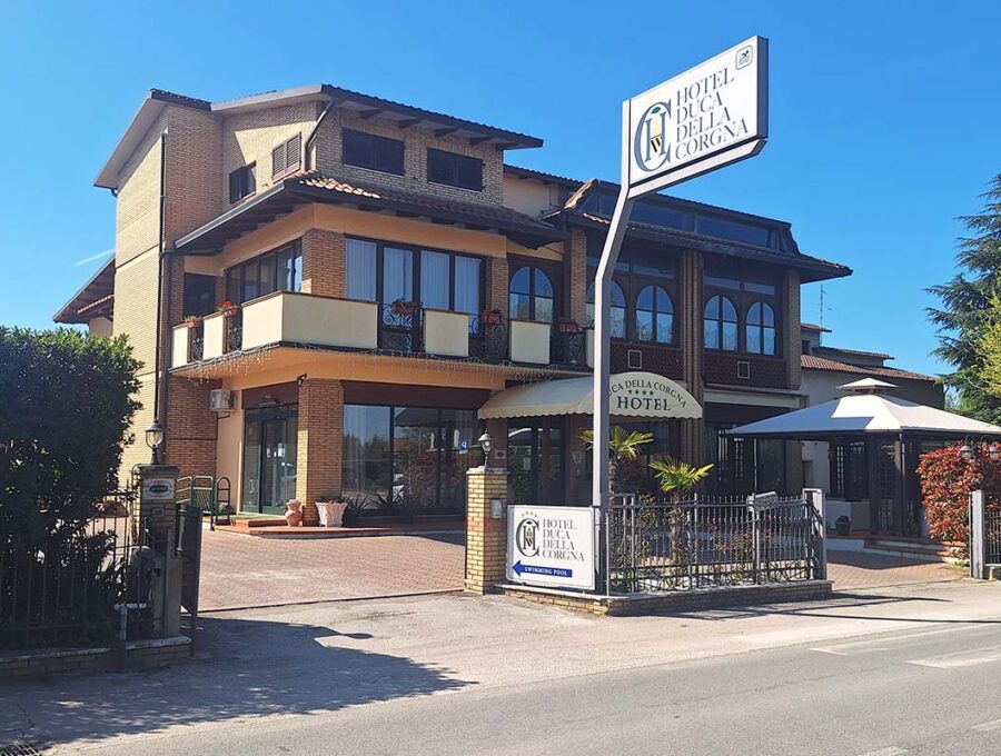 Hotel-Duca-della-Corgna-1200x800-1 Hotel-Duca-della-Corgna-1200x800-1